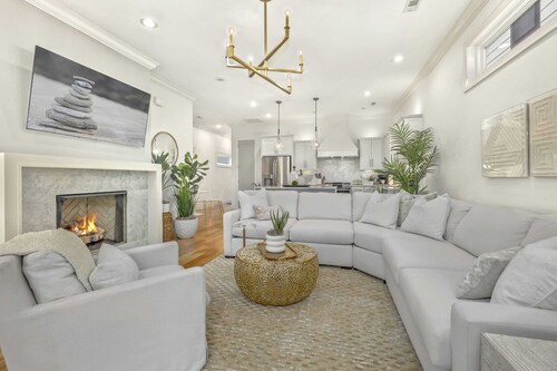 Tessa - Frisco Trail - Mill District - 1 mi to DT