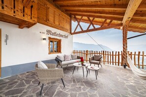 Terrace/patio - Holiday Home 'Mutlechnerhof' with Mountain View, Private Terrace and Wi-Fi (Caines)