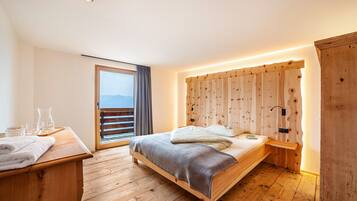 4 Schlafzimmer, Bügeleisen/Bügelbrett, kostenloses WLAN, Bettwäsche