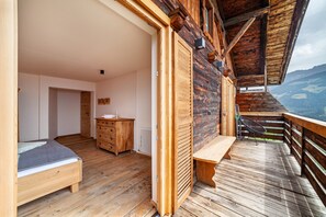 4 dormitorios, tabla de planchar con plancha, wifi gratis y ropa de cama