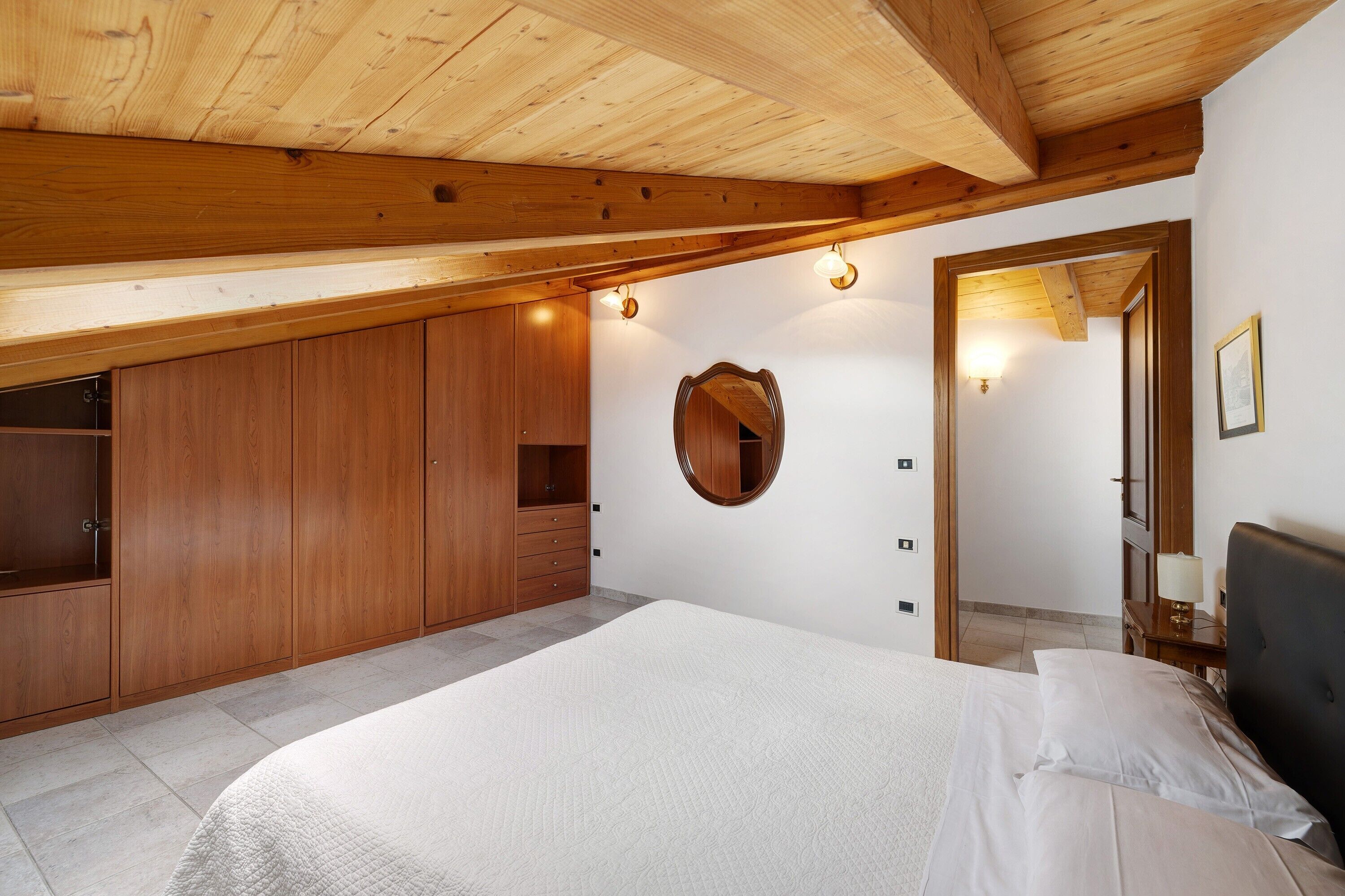 2 chambres, Wi-Fi gratuit, draps fournis