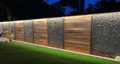 Villa 'Fleur ' with Shared Pool, Private Terrace and Wi-Fi