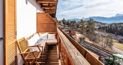 Bauernhof 'Alpin Farm Linde' mit Bergblick, Gemeinschaftsgarten und WLAN
