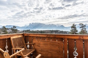 Property grounds - Farm 'Alpin Farm Birke' with Mountain View, Shared Garden and Wi-Fi (Collalbo)