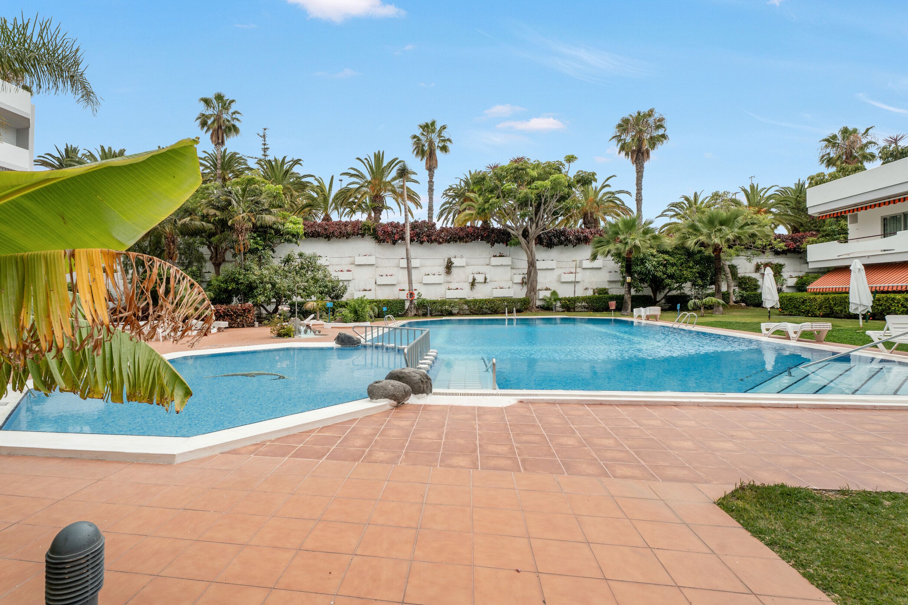 Et oppvarmet basseng