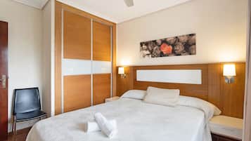 1 bedroom, free WiFi, bed sheets