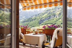 Superior Double Room | Minibar, desk, free WiFi, bed sheets