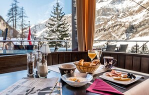 Tägliches inbegriffenes Frühstücksbuffet