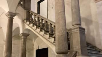 Entrada al alojamiento