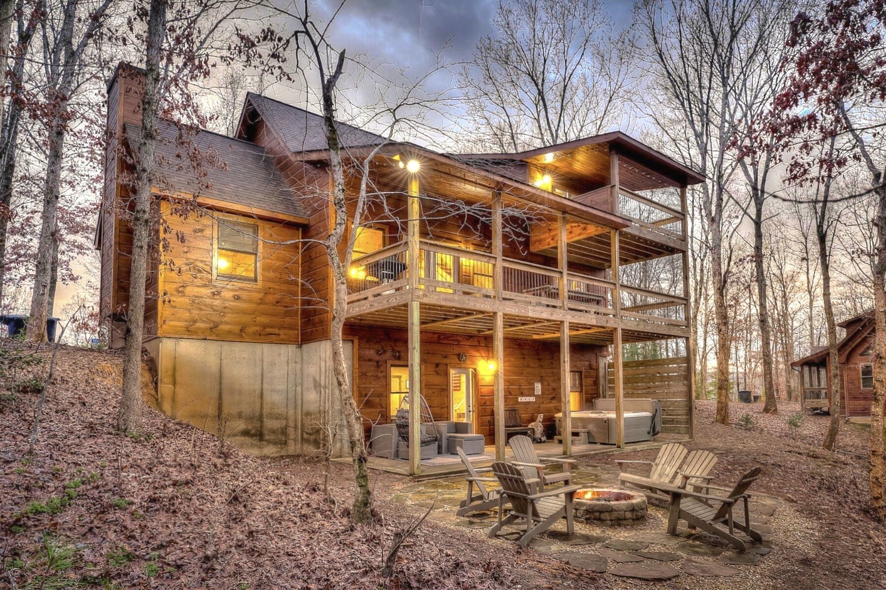 Luxury Cabin in Blue Ridge w/ Hot Tub + Family-Sized Game Room