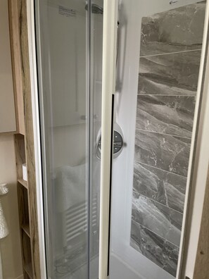 Shower, hair dryer, soap, toilet paper - Sunflower -  premier dog-friendly caravan on Rockley Park  (Poole)
