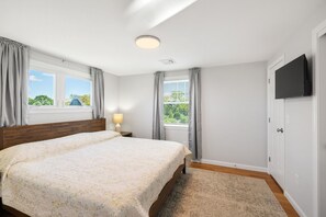 5 chambres, fer et planche à repasser, Wi-Fi gratuit
