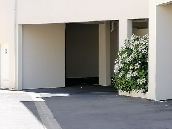 Property grounds - SUPERB APARTMENT IN VALRAS PLAGE 10 MINUTES FROM THE BEACHES (Valras-Plage)