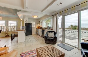 تلفزيون بشاشة مسطحة