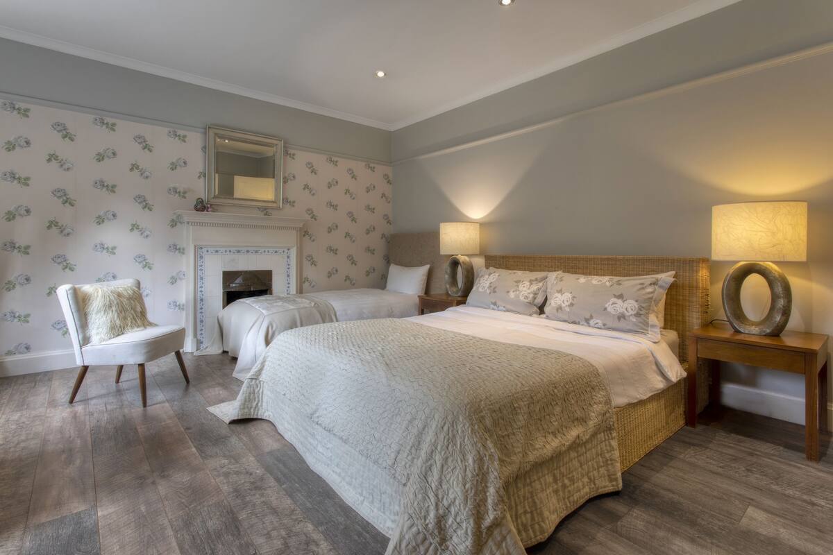 Comfort Triple Room