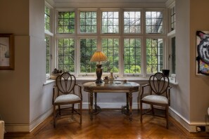 Interior - COACH HOUSE (Woking)