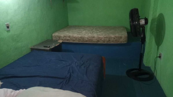 Dormitorio compartido económico