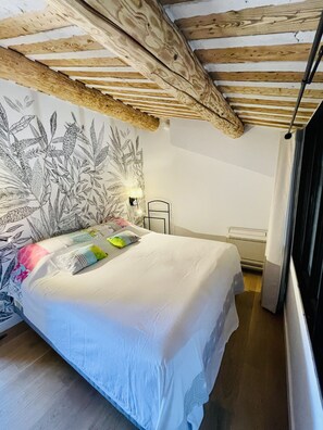 3 chambres, bureau, fer et planche à repasser, Wi-Fi