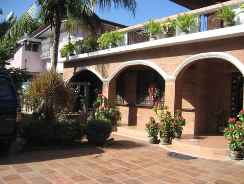 Well-preserved ancestral home at the heart of Badoc poblacion