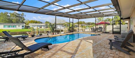 Outdoor pool, a heated pool