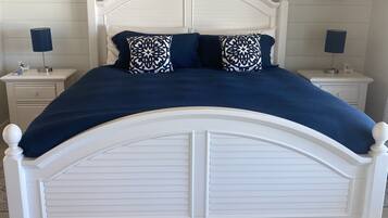 2 bedrooms, in-room safe, iron/ironing board, WiFi