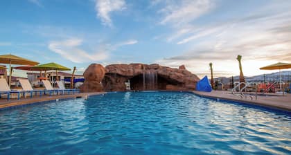 Arcadia 65 | Sleeps 35 * Eight Arcades * Private Hot Tub