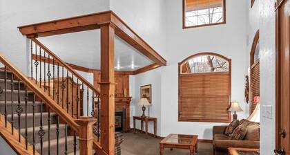 Adventure Hub~backcountry Skisnowmobilescuba Diving 734 3 Bedroom Townhouse