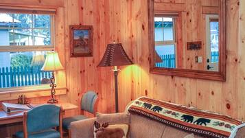 Télévision, cheminée