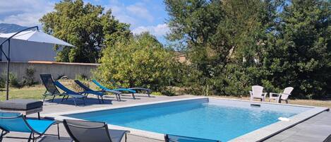 Piscina a l'aire lliure