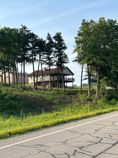 Beautiful house on Lake Rathbun with in-ground pool & 50-amp camper hookup