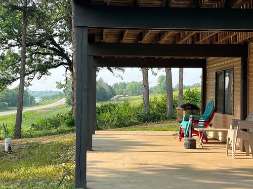 Beautiful house on Lake Rathbun with in-ground pool & 50-amp camper hookup