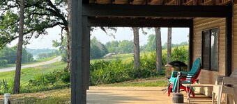 Beautiful house on Lake Rathbun with in-ground pool & 50-amp camper hookup