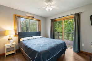 3 chambres, fer et planche à repasser, accès au Wi-Fi (inclus)