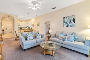TV, offices - Bahama Bay third floor unit close to Disney (Davenport)