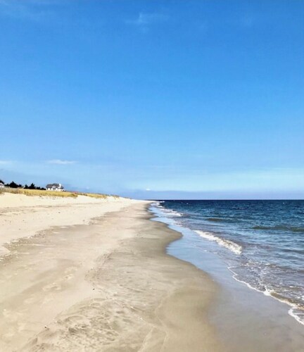105 Alabama Ave, Milton DE 19968<br>Beach house, steps from the beach
