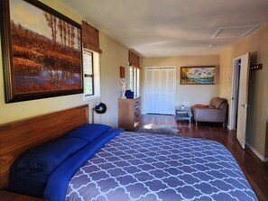5 habitaciones, escritorio, wifi gratis y ropa de cama 