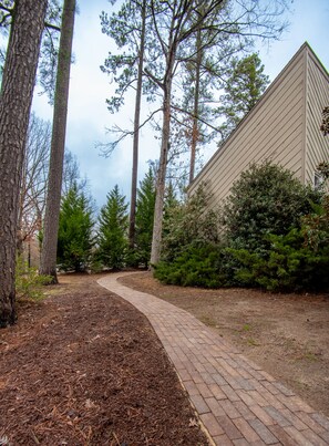 Property grounds - Just Minutes from Downtown Raleigh (Raleigh)