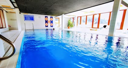 Romantic modern Black Forest loft | Netflix | WiFi | free public transport