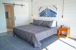 4 bedrooms, iron/ironing board, free WiFi, bed sheets - Penthouse Suite 4 Bed 4 Bath Sleeps 12 (Lake Ozark)