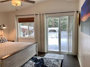 3 室のベッドルーム、アイロン / アイロン台、WiFi (無料)、ベッドシーツ