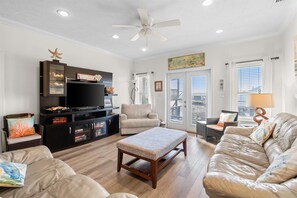 Smart TV, DVD player