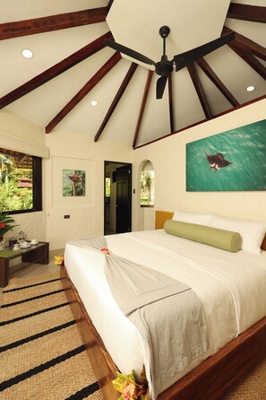 Dulce Rainforest Bungalow | Egyptian cotton sheets, premium bedding, Select Comfort beds, minibar - Corcovado Wilderness Lodge by SCP (Drake Bay)