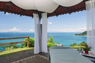 芳香疗法、深层组织按摩、身体磨砂、面部护理、脚底按摩