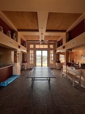 Interior - Cozy ground level resort style condo with heated pool/hot tub, and gym! (Oro Valley)