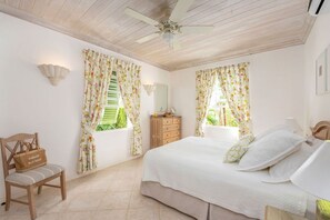 2 bedrooms, in-room safe, iron/ironing board, free WiFi