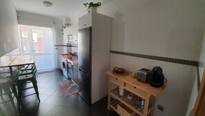 Private kitchen - Gabriela's ground floor/garden (Suances)