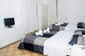 2 bedrooms, iron/ironing board, travel crib, free WiFi