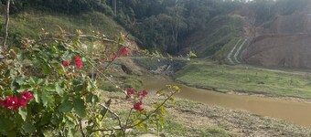 Relax and calm w/ wide space in it and deep meditation