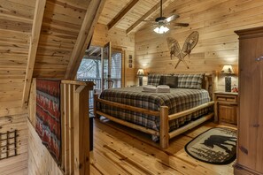 2 bedrooms, WiFi, bed sheets - Reeling 'Em Inn - River Front, Excellent WiFi, Fire Pit (McCaysville)