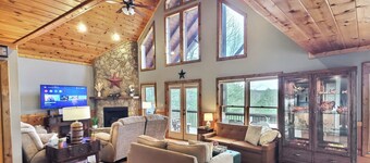 Cozy Mountain Cabin, Game Rm, Movie Theater, Fire Pit! NO CLEANING FEE!